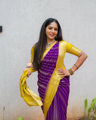 Devina – Banarasi Soft Silk Saree with Golden Zari Detailing and Graceful Charm