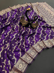 Deserving Purple Soft Banarasi Silk Saree With Classic Blouse Piece