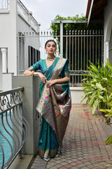 Peacock Green Woven Paithani Saree