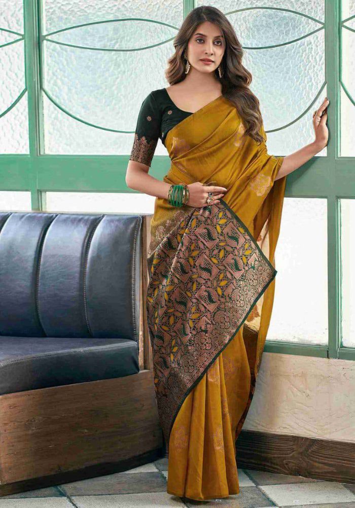 Himani Gold Kanjivaram Silk Saree