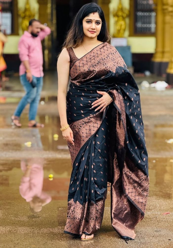 Jiya Black Banarasi Silk Saree