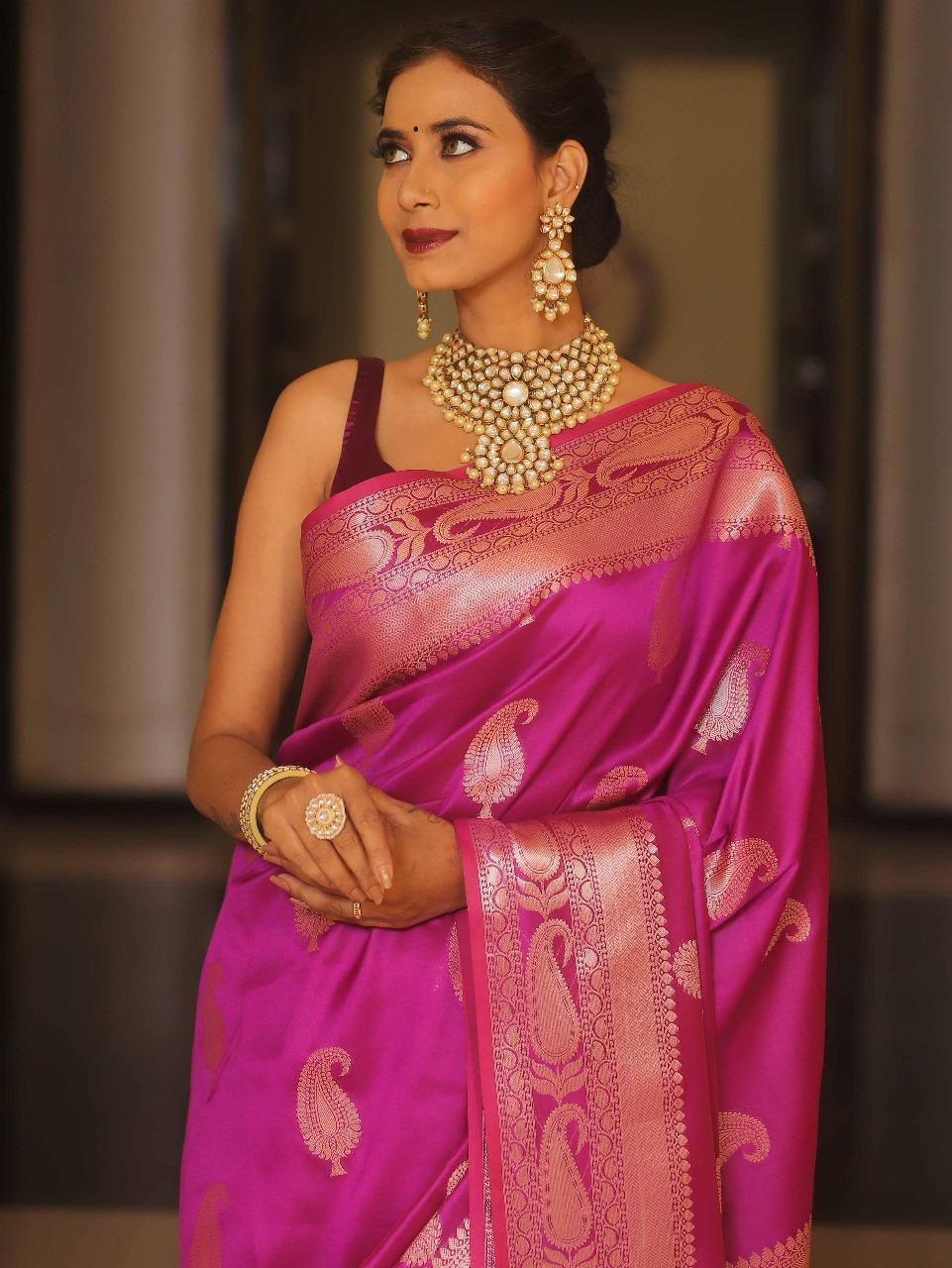 Mrinalini – Rani Pink Banarasi Silk Saree with Golden Paisley Weaving