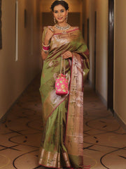 Mrinalini – Green Banarasi Silk Saree with Golden Paisley Weaving